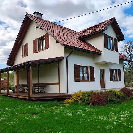 Bieszczadzkie Brzegi Apartment Ustrzyki Dolne Exterior foto