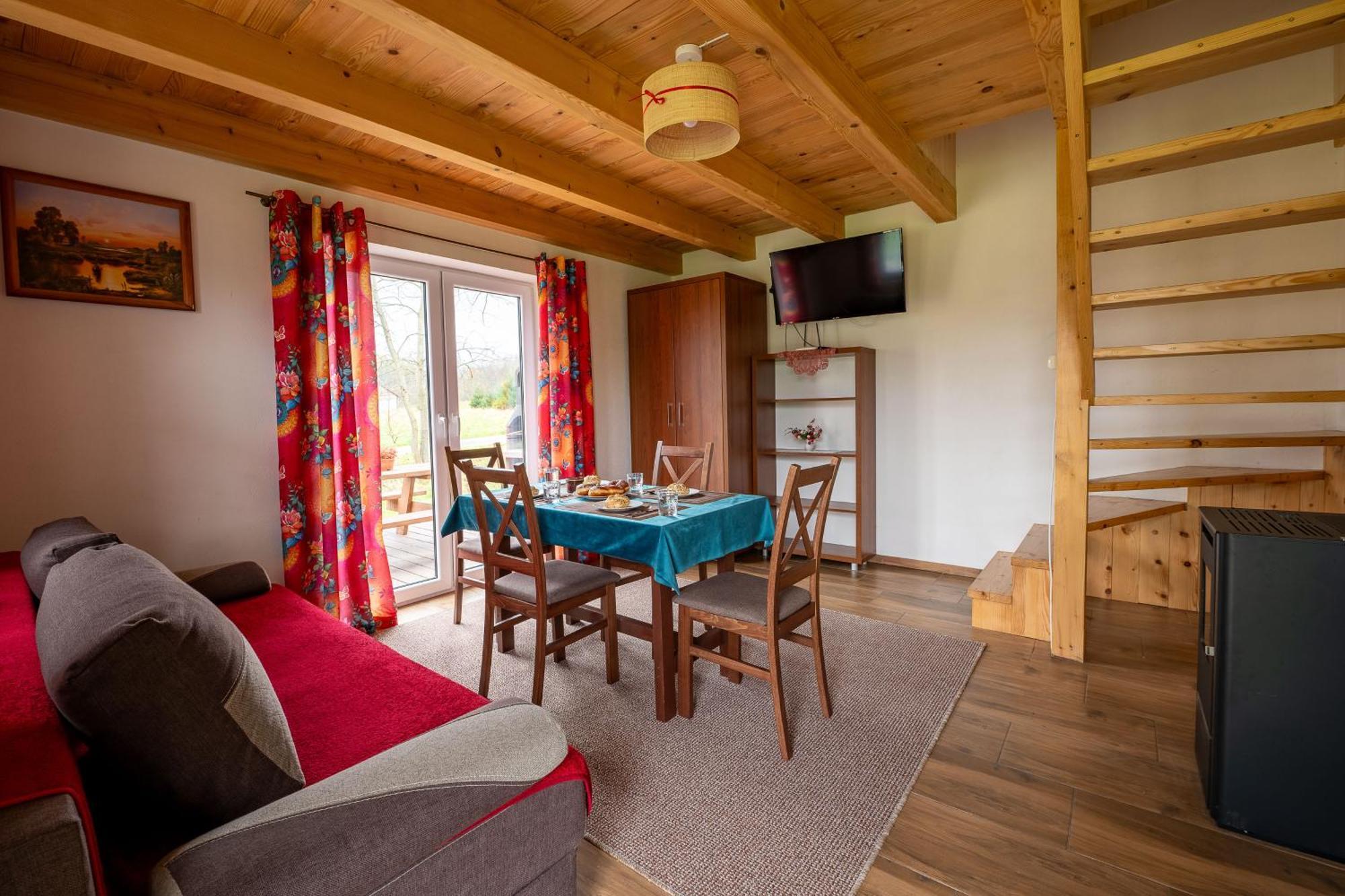 Bieszczadzkie Brzegi Apartment Ustrzyki Dolne Exterior foto