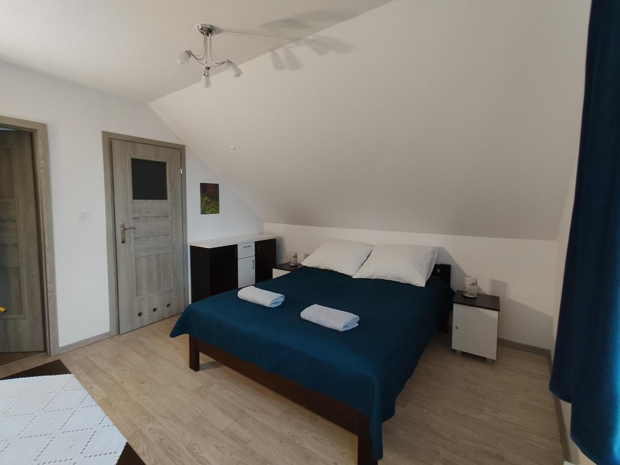 Bieszczadzkie Brzegi Apartment Ustrzyki Dolne Exterior foto