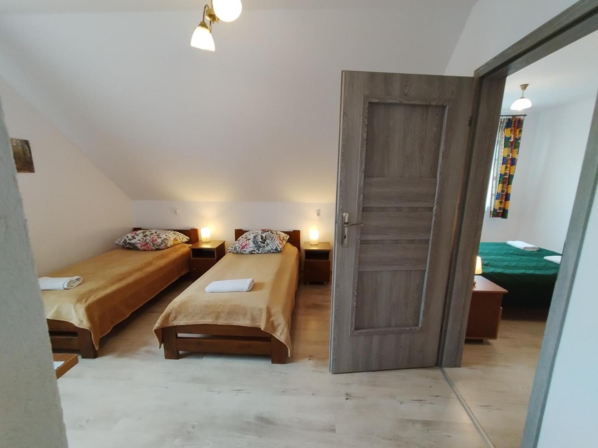 Bieszczadzkie Brzegi Apartment Ustrzyki Dolne Exterior foto