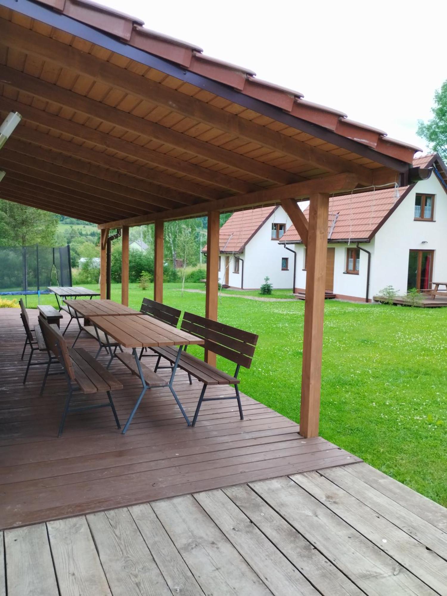 Bieszczadzkie Brzegi Apartment Ustrzyki Dolne Exterior foto